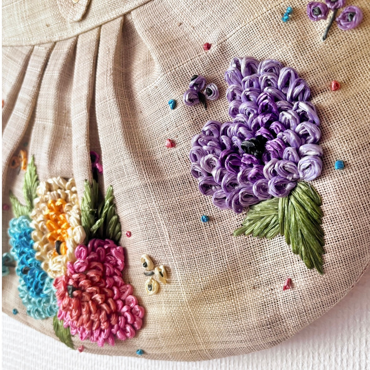 Vintage 60s Finely Woven Straw Flower Bag