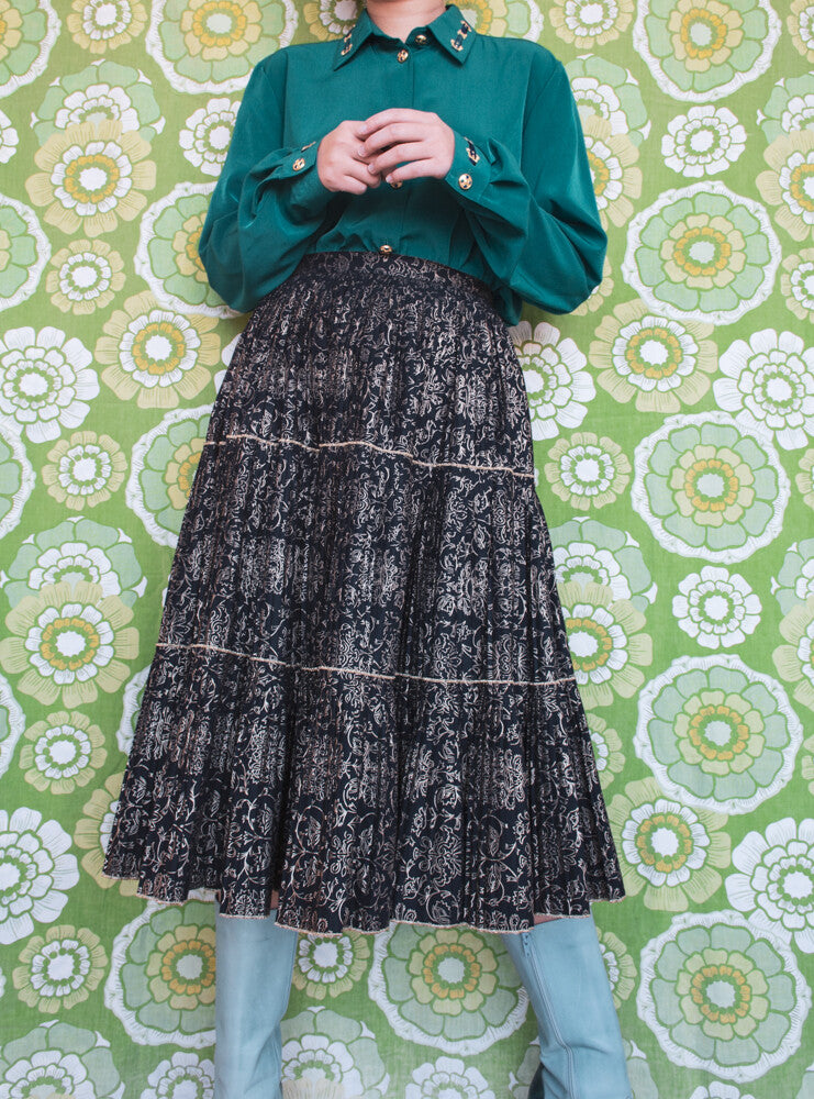 Black cotton pleated skirt