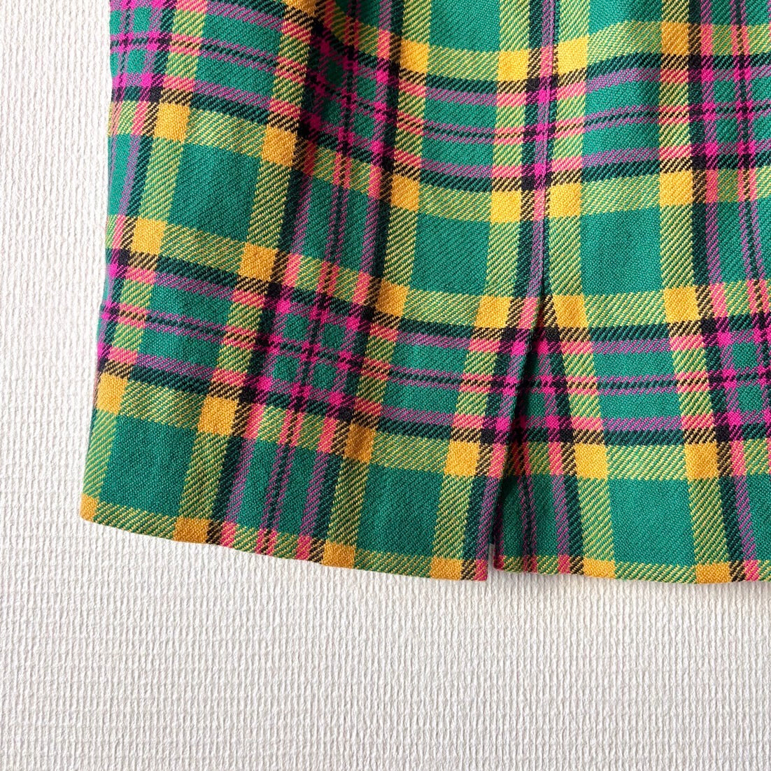 Vintage 100% New Wool Tartan Skirt S/M