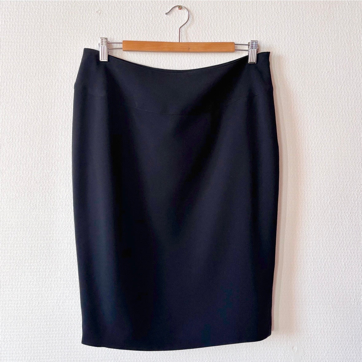 Vintage Thierry Mugler Black Sculpted Pencil Skirt L