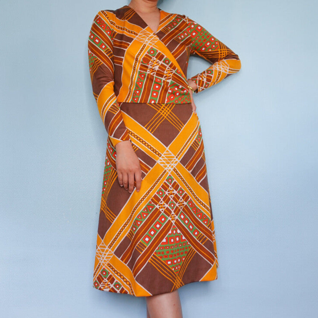 Retro colorful 70s dress – Red Vintage