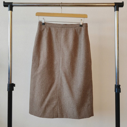 Gucci wool skirt M/L