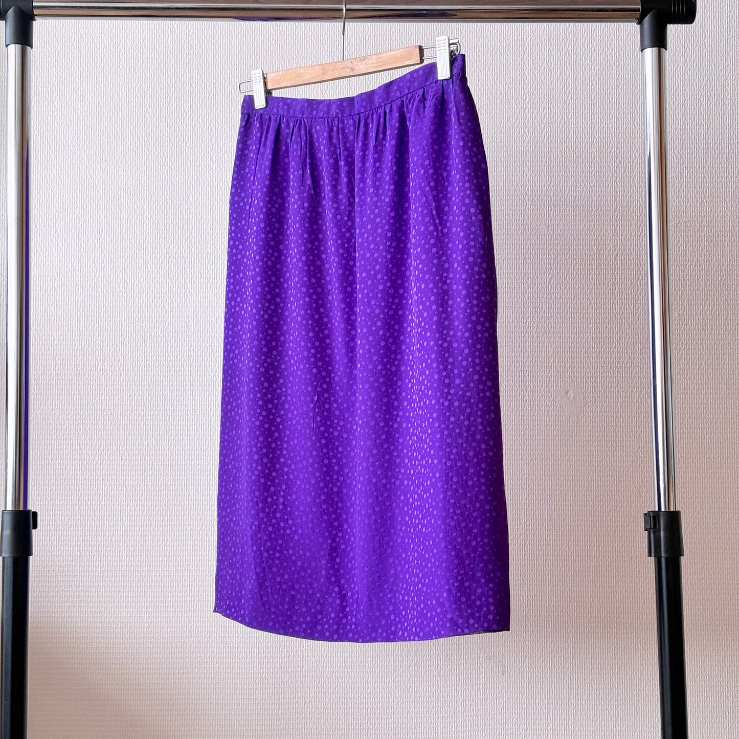 Elegant Purple Silk Skirt with Polka Dot Pattern S