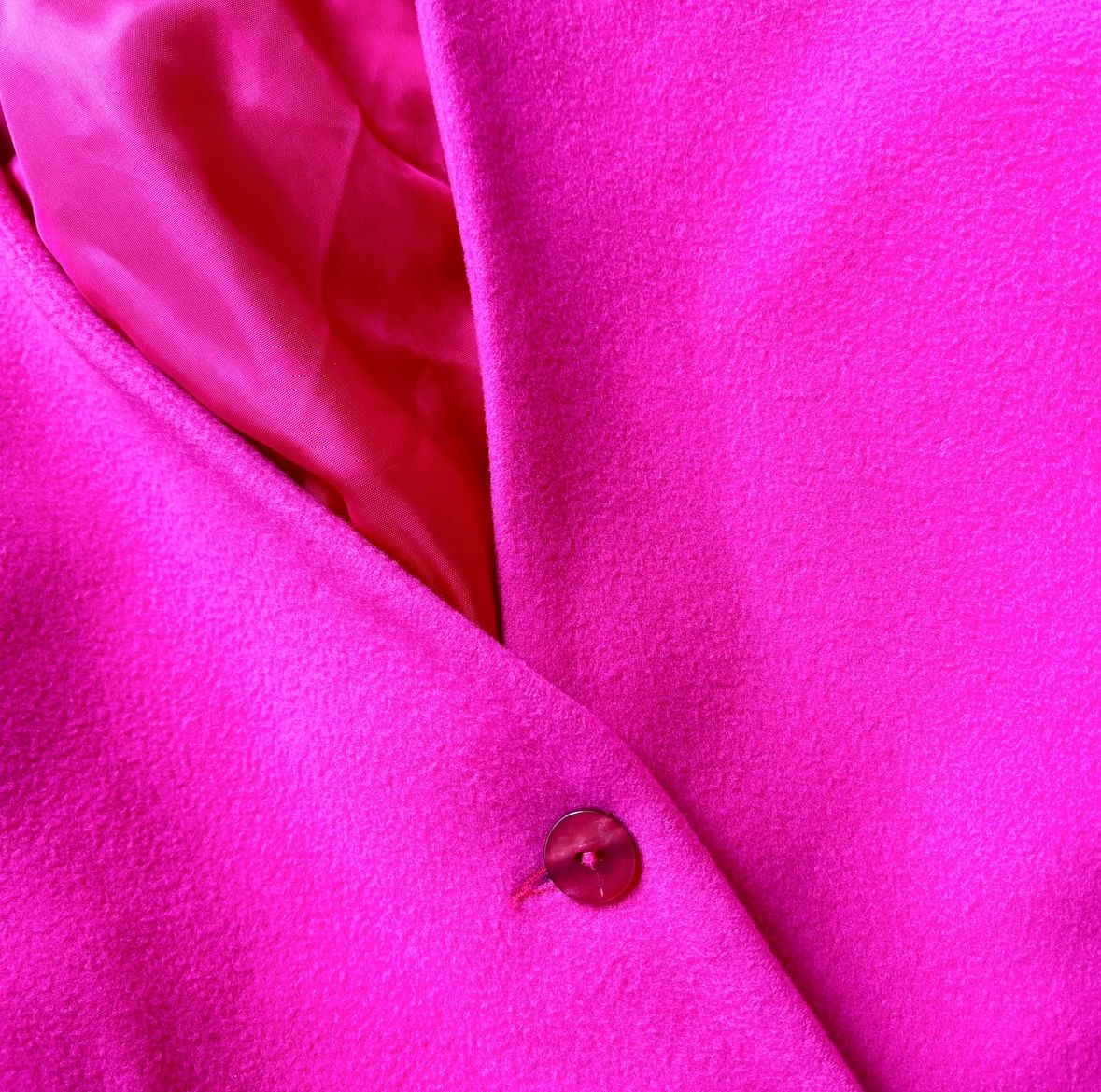 Kello Retro Shock Pink Coat