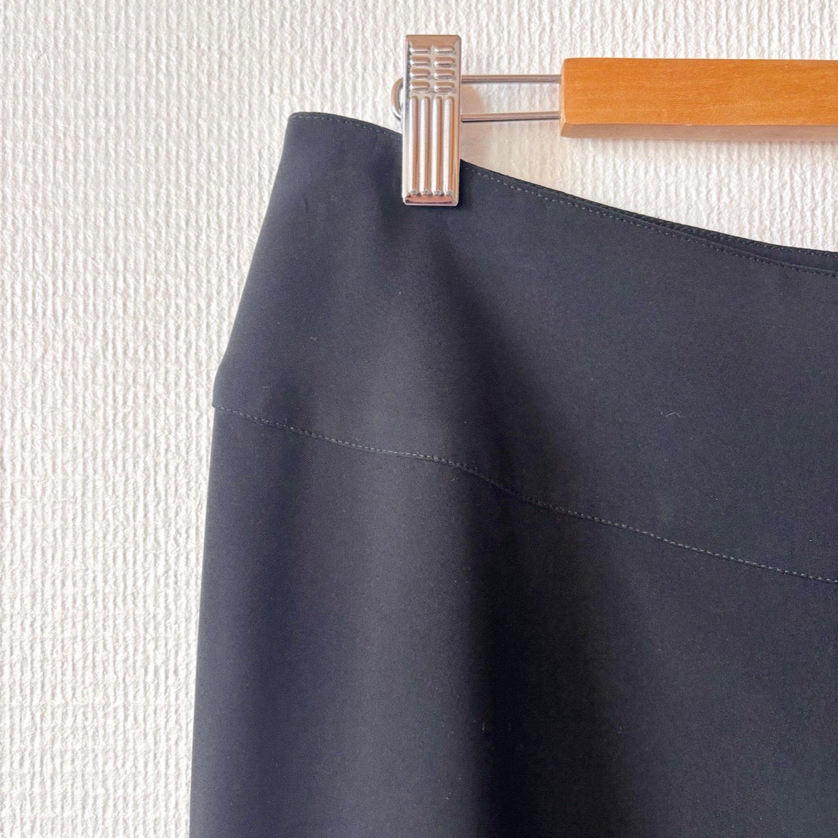 Vintage Thierry Mugler Black Sculpted Pencil Skirt L
