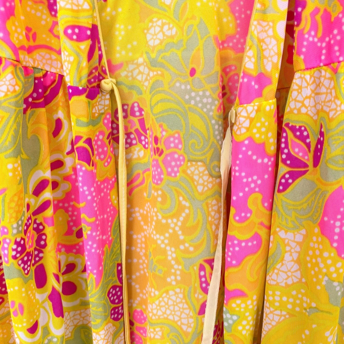 Vintage 70s Psychedelic Nylon Lounge Set M