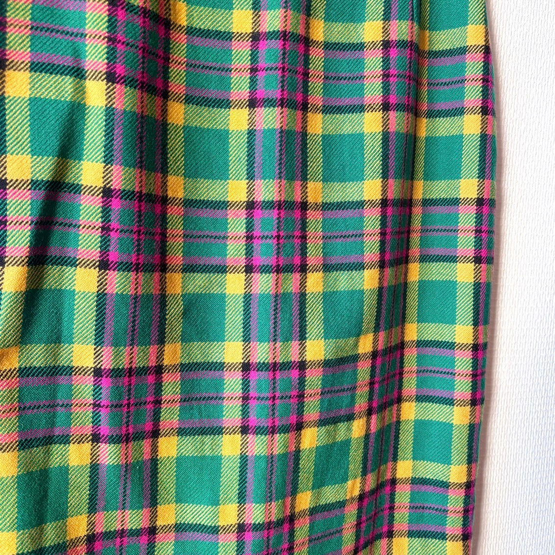 Vintage 100% New Wool Tartan Skirt S/M