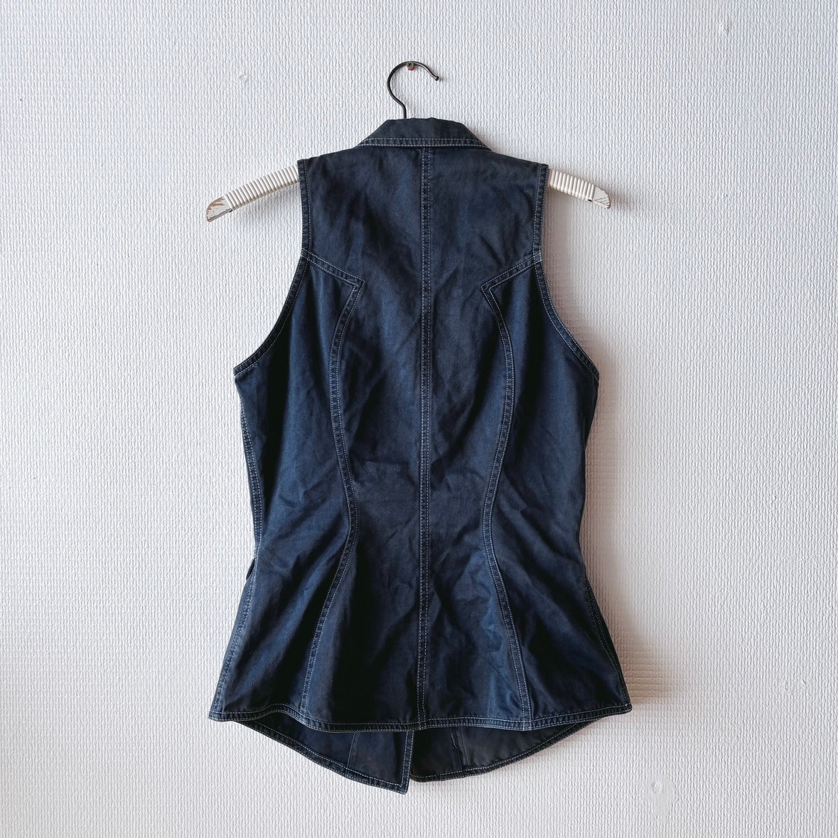 Back view of Thierry Mugler ACTIV Label Dark Blue Vest
